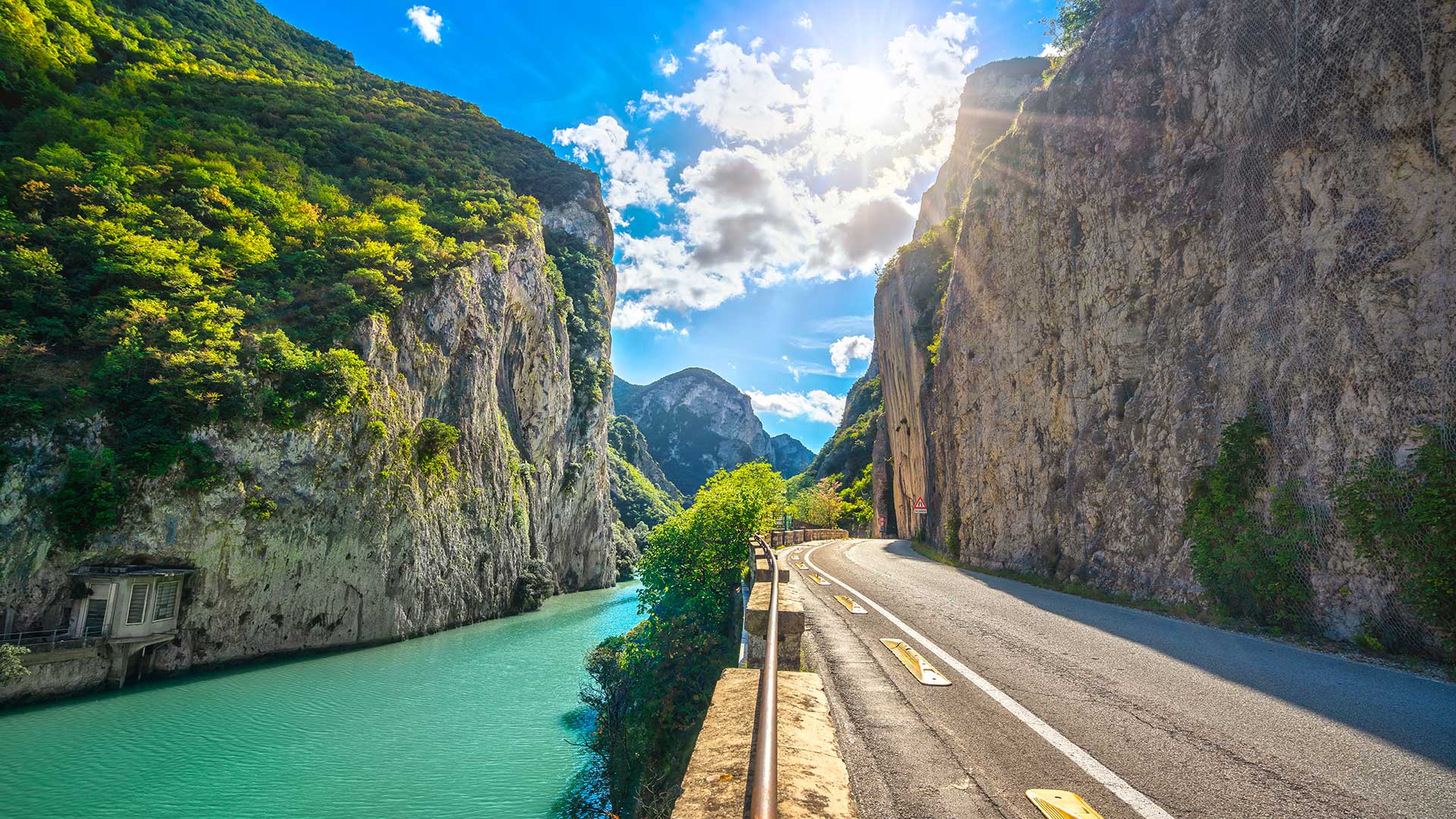 NUOVE VIE PER UN TURISMO SOSTENIBILE